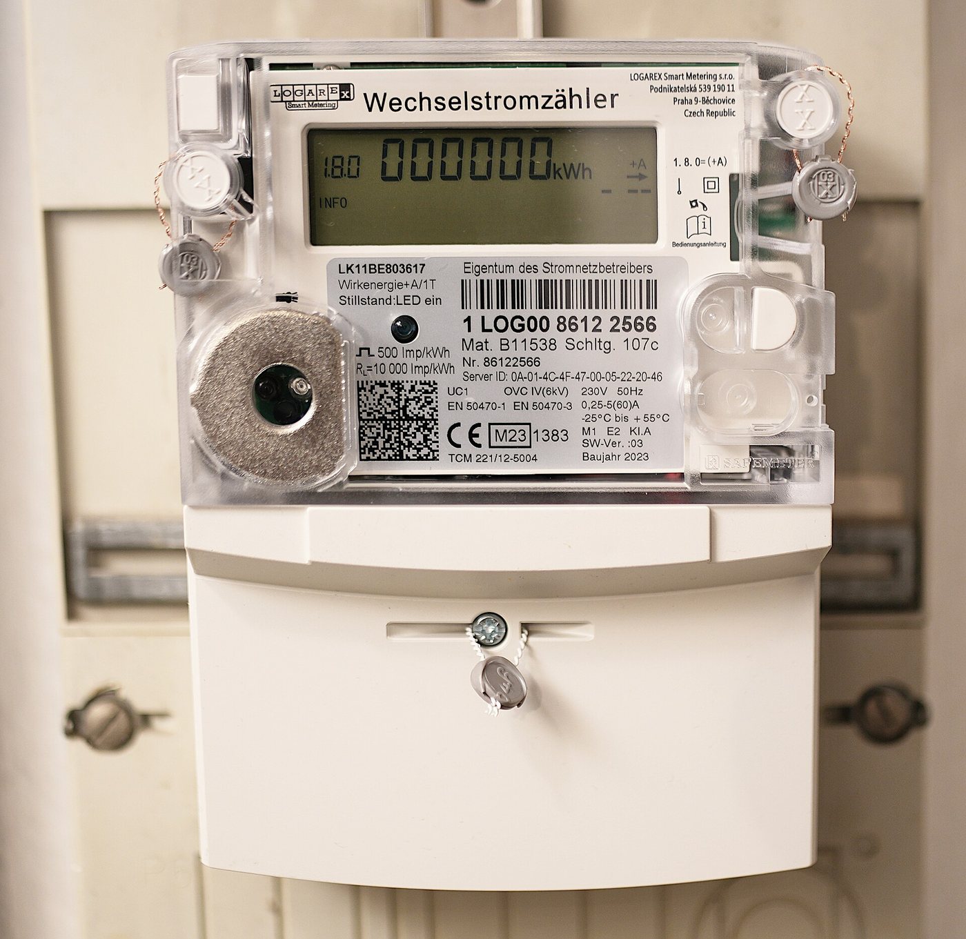 Smart electricity meter